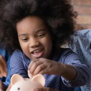 Educação financeira nas escolas: o que esperar da nova lei em discussão?