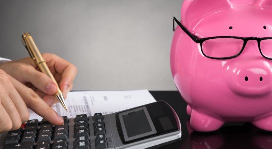 IPTU e IPVA: pagar à vista ou parcelar?