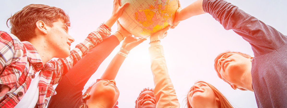 Banner - O cooperativismo de crédito no exterior e no Brasil