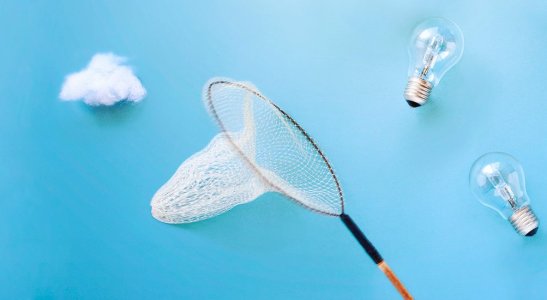 Crowdsourcing e criação coletiva nos mercados de moda, games, veículos e outros.